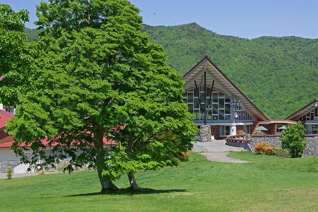 Okushiga Kogen Hotel Yamanouchi  Exterior photo